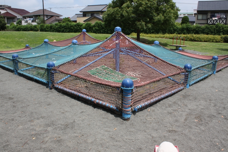 小さい子どもでも楽しめる遊具